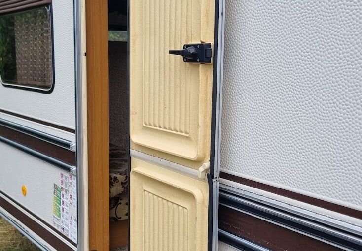 Replacing the door retainer clips on a 1984 Hobby 530 ADX caravan